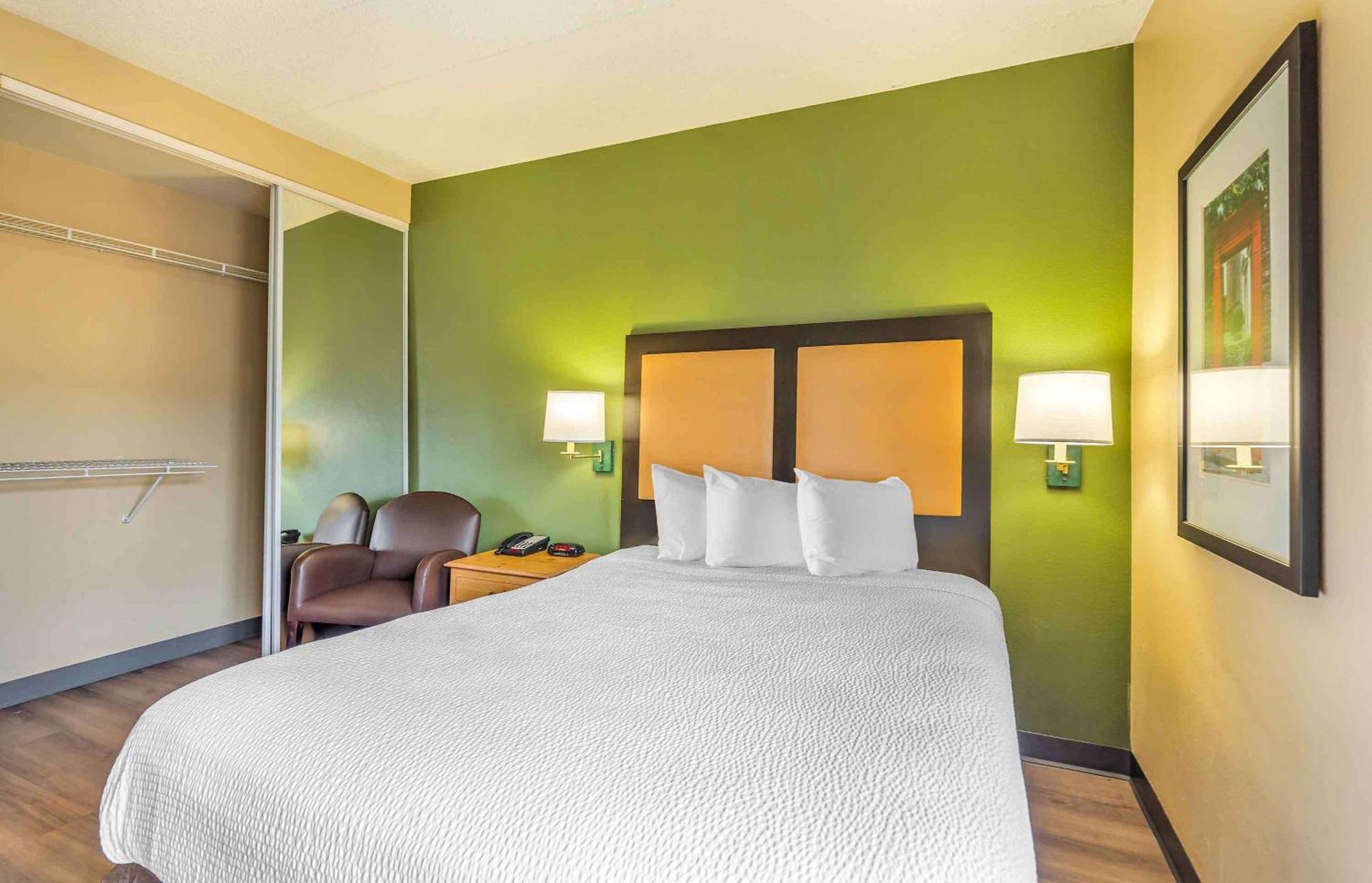 Extended Stay America Select Suites - Chicago - Lombard - Oakbrook Oakbrook Terrace Dış mekan fotoğraf